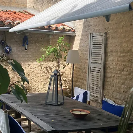 La Cachette De Beaumont Bed and Breakfast Marsais