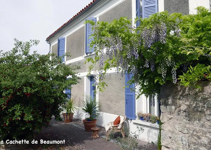 La Cachette De Beaumont Oda ve Kahvaltı *